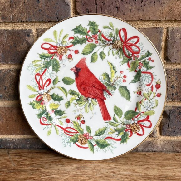 Cardinal Winter Birds & Wreath E.G. Rush for Andrea by Sadek 10 3/4” Plate - Picture 1 of 5